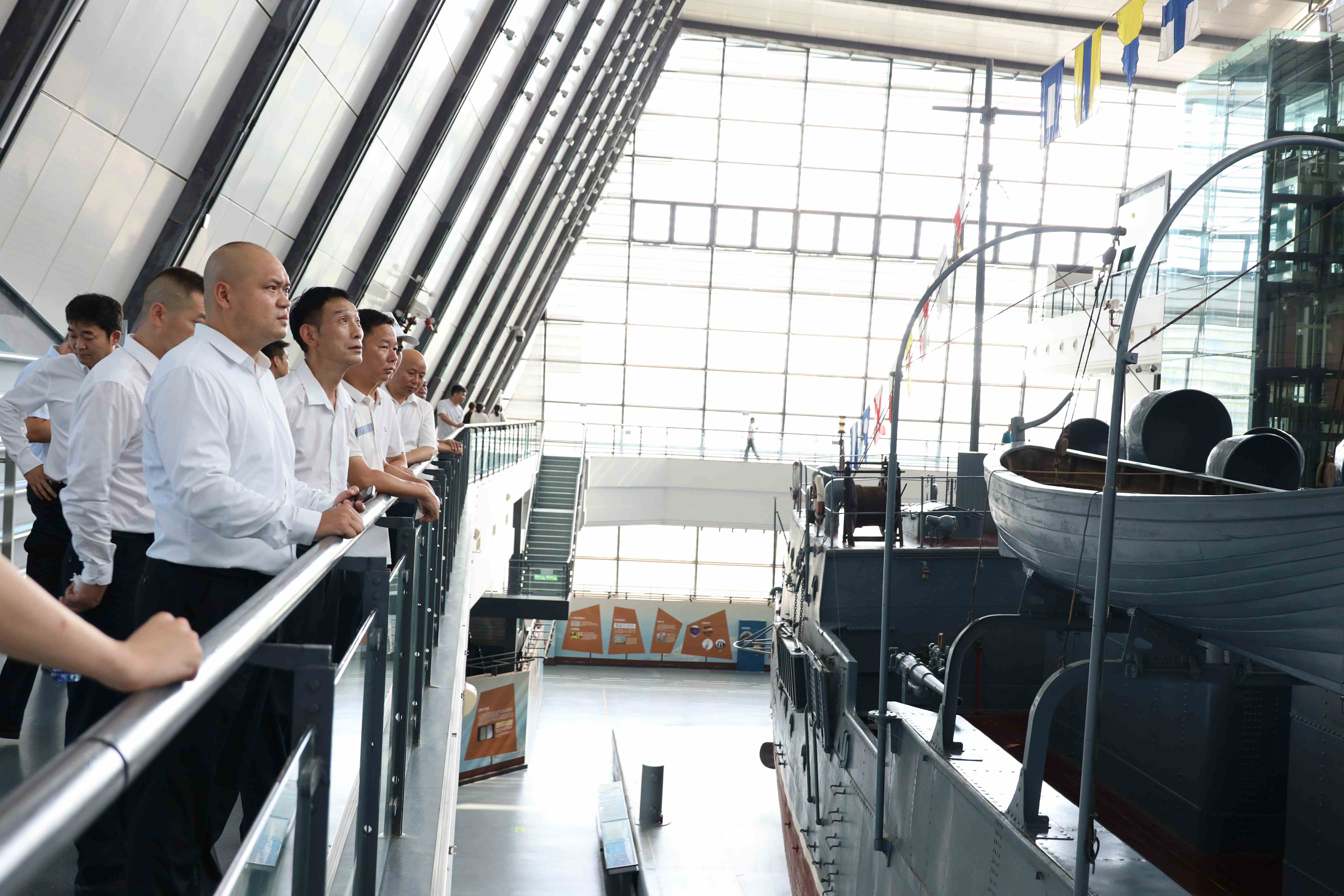 EOSR3034~2.jpg EOSR3034~2.jpg